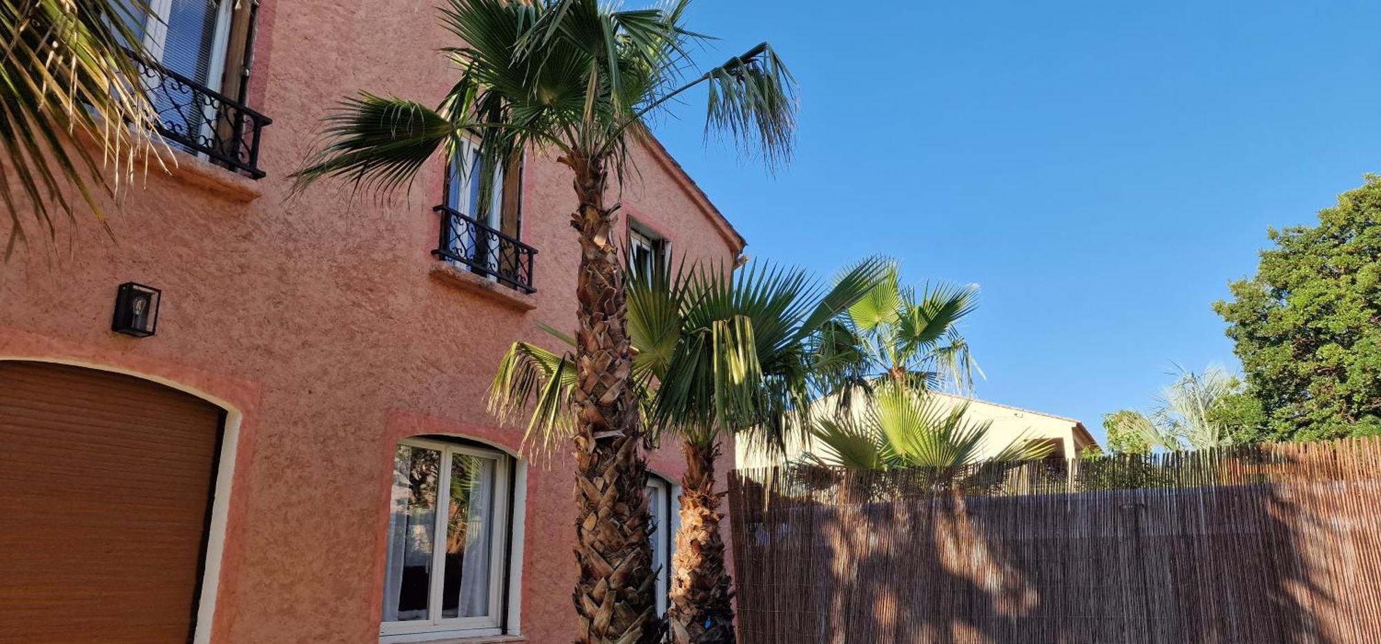 Haut De Villa A 700 Metres De La Plage, Totalement Independant Et Accessible Par Un Escalier Exterieur Sainte-Maxime Esterno foto