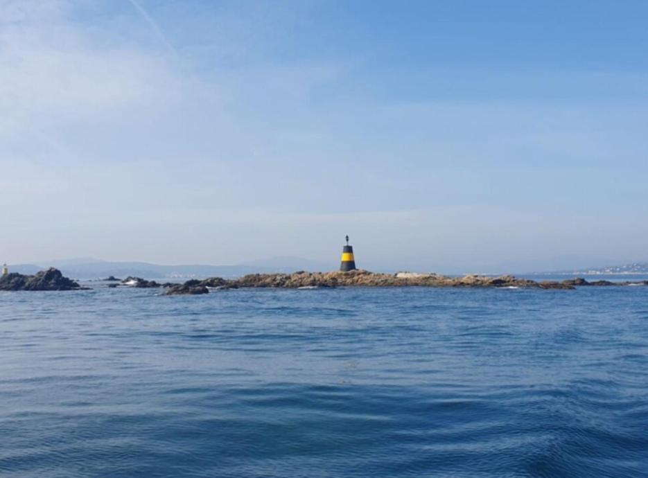 Haut De Villa A 700 Metres De La Plage, Totalement Independant Et Accessible Par Un Escalier Exterieur Sainte-Maxime Esterno foto